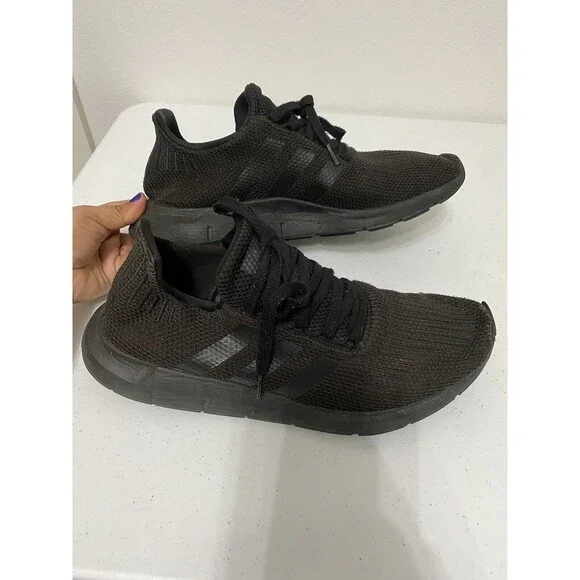 Adidas Swift Run Men's Athletic Sneaker Running Shoe Black Casual Trainers 11.5 - Picture 9 of 9